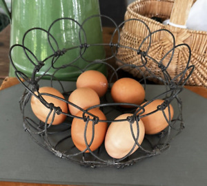 Vintage Folding Collapsible Country Farmhouse Wire Egg Basket
