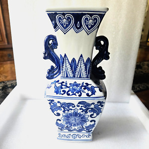 Vintage 12 Tall Chinese Blue White Porcelain Vase With Two Handles Excellent
