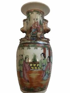 Antique Chinese Rose Medallion Porcelain Vase Famille Rose