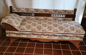 Rare Eastlake Victorian Oak Chaise Lounge Fainting Couch Sofa Fold Out Bed