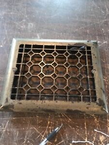 R 2 Antique Cast Iron Heating Grate Face 9 75 X 11 And Seven Eights