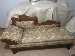 Rare Eastlake Victorian Oak Chaise Lounge Fold Out Bed Matching Chairs