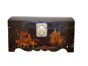 Vintage Chinese Lacquered Trunk Wood Storage Box Brass Hardware 1974