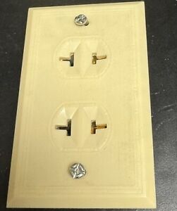 Vintage Cream Ivory Bakelite Art Deco New Old Stock Outlet With Wall Plate
