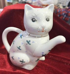 Vintage Chinese Oriental Green Flowers Or Shamrocks Ceramic Cat Teapot 5 5 