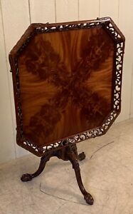 Antique Mahogany Tilt Top Table With Exceptional Book Matched Grain Top