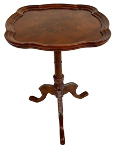 Chippendale Mahogany Marquetry Scalloped Pie Crust Tilt Up Side Table
