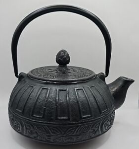 Antique Japanese Tetsubin Cast Iron Teapot Signed New