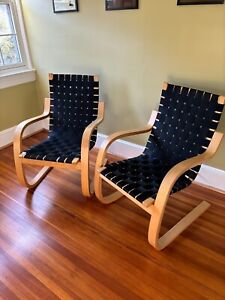 Vintage Pair Of Alvar Aalto 406 Lounge Chairs Black Linen