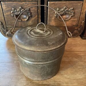Antique Vintage Primitive Small Round Tin Lunch Pail Box Berry Bucket Lid Handle