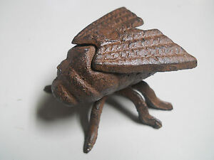 3 Cast Iron Garden Bugs House Fly Flower Insects Plants Statue