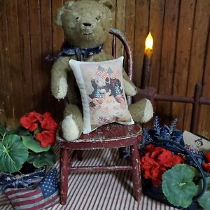 Vintage Primitive Folk Style Roosevelt Bears Dance July Tuck Bowl Shelf Pillow