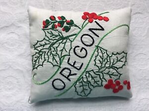 Vintage Embroidered U S State Quilt Top Oregon Tiered Tray Tuck