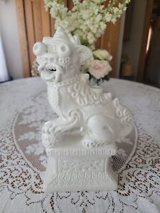 Vintage Italian Pottery Blanc De Chine Style Foo Dog Figurine 11 75 T