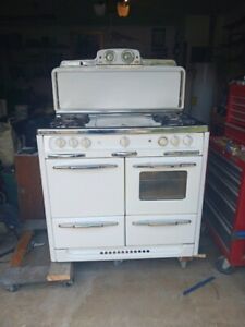 Vintage Antique Chambers Stove