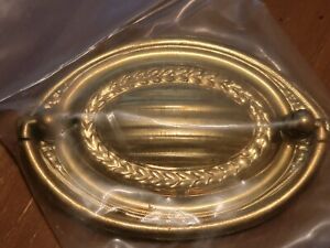 Vintage Solid Brass Oval Federal Sheraton Detailed Plate Pull 3 Center Disc 68