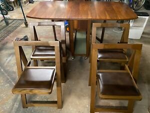 Vintage Mcm Romanian Gateleg Drop Leaf Table With Four Folding Chairs