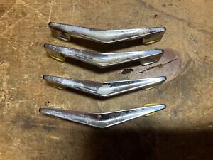 50 S Vintage Lot Of 4 Chrome Drawer Cabinet V Style Handle Pulls 2 75 Centers
