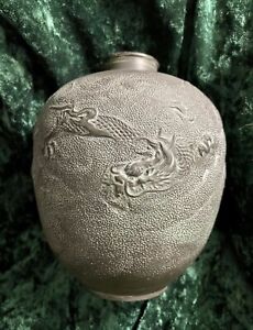 Rare Japanese Vase Iron Ceramic Ko Tokoname Three Toed Dragon 1800 S Matte Black