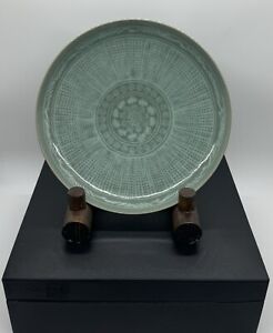 Rare Korean National Treasure Yoo Kwang Yeol Celadon Master Green Plate Display