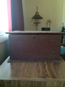 Early Antique Primitive Document Box With Dry Original Red Paint