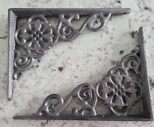 Pair Of Reproduction Antique Cast Iron Small Corbels Shelving Brackets