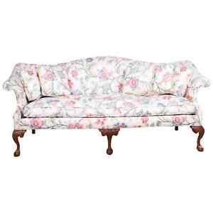 Southwood Mahogany Chippendale Style Sofa Claw And Ball Feet 4 Throw Pillows