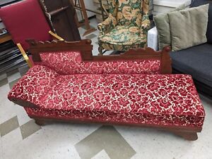 Rare Eastlake Victorian Oak Chaise Lounge Fainting Couch Sofa Fold Out Bed