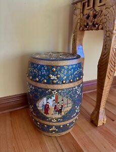 Chinese Export Canton Famille Rose Barrel Shaped Garden Seat Second Half 19th C