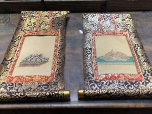 A Pair Of Hanging Scrolls Of Old Figures Buddhist Paintings Buddhist Altars