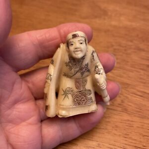 Japanese Highly Detailed Hand Carved Netsuke Man Document Pouch Paint Brush