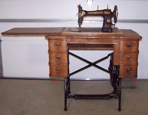 1914 White Treadle Sewing Machine In A Tiger Oak Cabinet