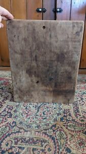 Sweet Antique Early Primitive Old Wood Cutting Bread Board 15 Patina