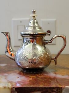 Hand Engraved Silver Plated Tea Pot Essabar Hamid Royal Brand Middle Eastern