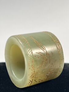 China Carved White Jade Thumb Ring