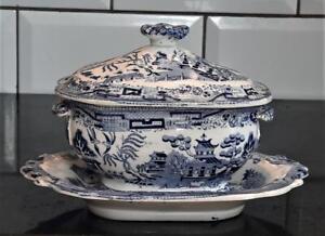 Enchanting Antique Willow Pattern Lidded Sauce Tureen With Underplate C 1850