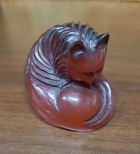 Vintage Japanese Netsuke Hand Carved Amber Cat Figure Very Well Done Signed