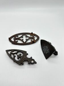Vintage Cast Iron Miniature Iron And Trivet Set