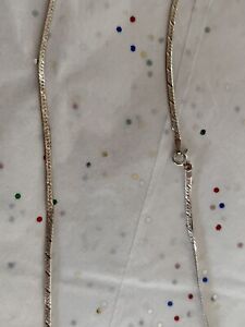 Herringbone Necklace Sterling Silver 925 Italian Chain 18 Inch 3 8 Grams Pre Own