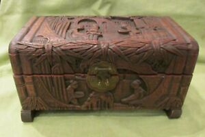 Antique Hong Kong Chinese Deeply Carved Dark Wood Jewelry Tea Or Dresser Box