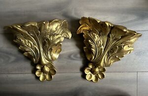 Rare Late 20th Century Acanthus Leaf Gold Gilt Wall Bracket Shelves Set Of 2