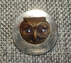 Antique Vtg Steel Button Of Owl Aprx 1 428 Y