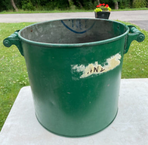 Vintage Ex Large Metal Bucket Pail Farmhouse Rustic Planter Storage W 2 Handles