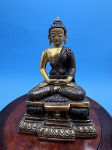 Small Chinese Bronze Buddha