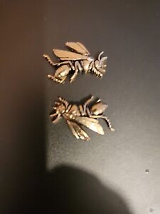 Japanese Samurai Sword Menuki Pair Katana Bees Gold Colored