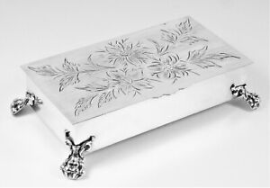Box Solid Silver Very Beautiful Engraved Work 4 Feet