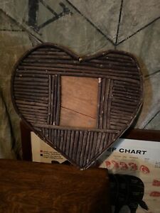Vintage Primitive Folk Art Twig Heart Picture Frame Country Western Log Cabin