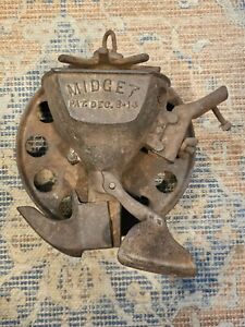 Antique Midget Cast Iron Garden Seeder Montrose Iowa American Fork Hoe
