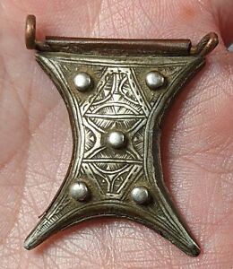 19th C Antique Tuareg Tcherot Talisman Amulet Morocco Pendant Silver And Copper