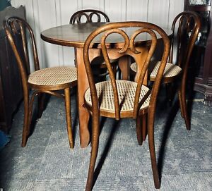 Vintage Set Of Four Thonet Bentwood Cafe Dining Chairs Romania With Table